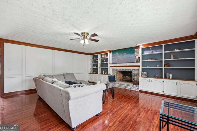 2588 Hickory Cove SW, Lilburn, GA 30047