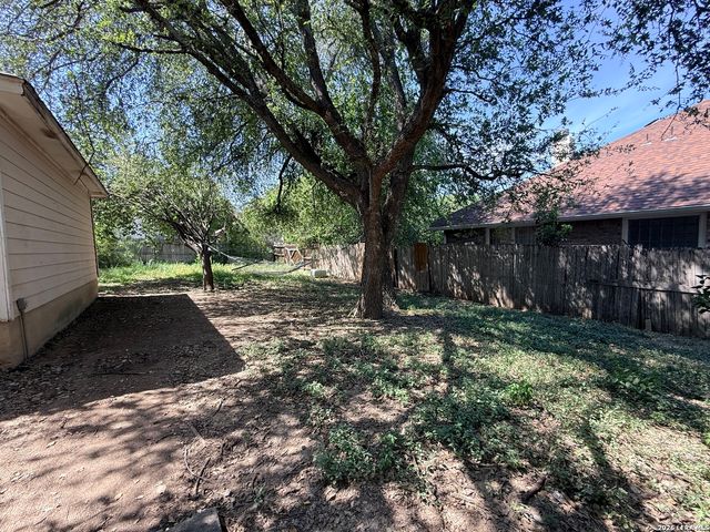 1627 SPRINGHOUSE ST, San Antonio, TX 78251