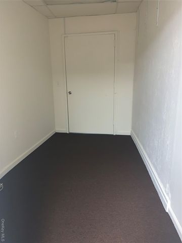 375 Sunrise Highway 1, Lynbrook, NY 11563