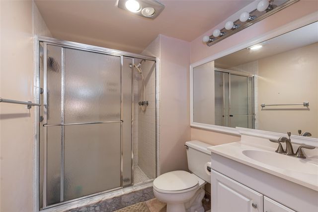 8930 S Hollybrook Boulevard 209, Pembroke Pines, FL 33025