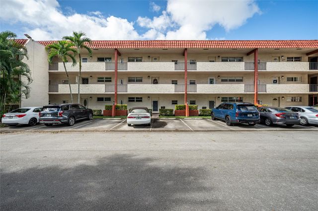 8930 S Hollybrook Boulevard 209, Pembroke Pines, FL 33025