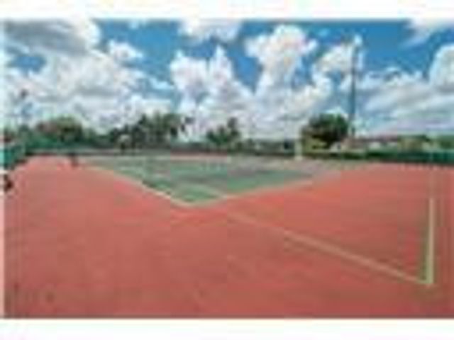 8930 S Hollybrook Boulevard 209, Pembroke Pines, FL 33025