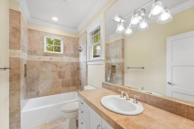 27 Cross Way, Los Gatos, CA 95030