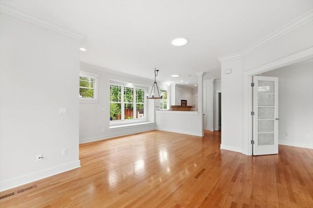 27 Cross Way, Los Gatos, CA 95030