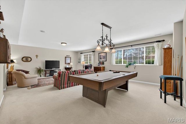 14738 Thornbird Manor Parkway, Chesterfield, MO 63017