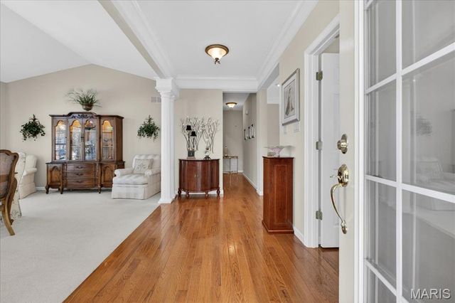 14738 Thornbird Manor Parkway, Chesterfield, MO 63017