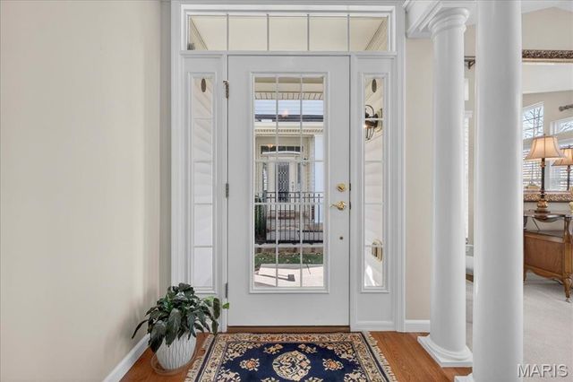 14738 Thornbird Manor Parkway, Chesterfield, MO 63017