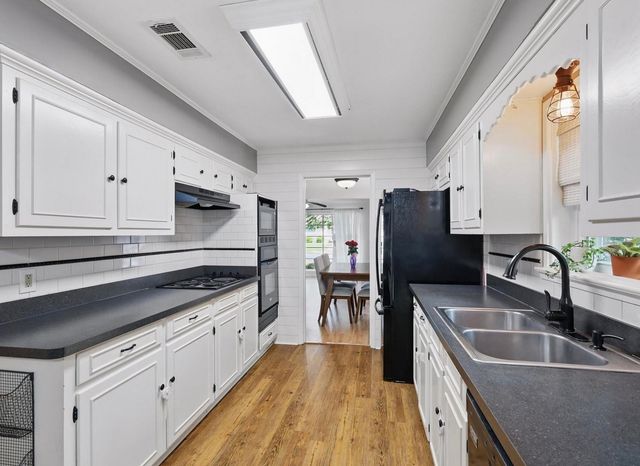 1517 Dakota Drive, Garland, TX 75043