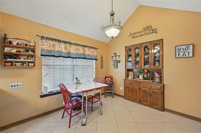 518 Allen Drive, Euless, TX 76039