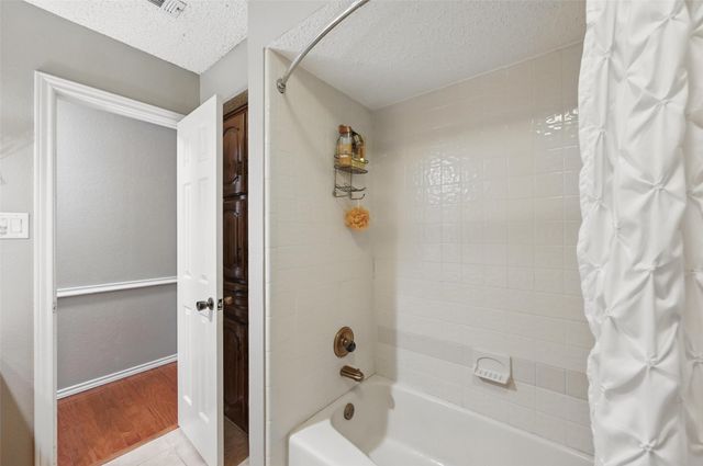 518 Allen Drive, Euless, TX 76039