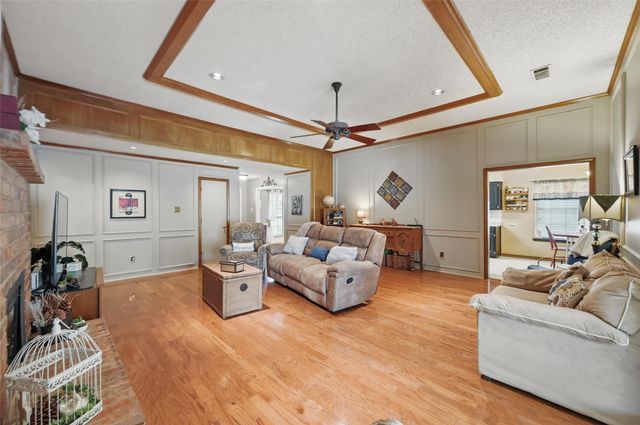 518 Allen Drive, Euless, TX 76039