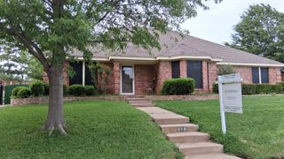 518 Allen Drive, Euless, TX 76039