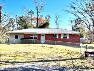 3226 Paulk Road, Marianna, FL 32446