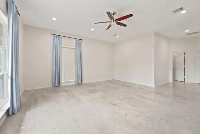 39595 Bosque Road, Hempstead, TX 77445