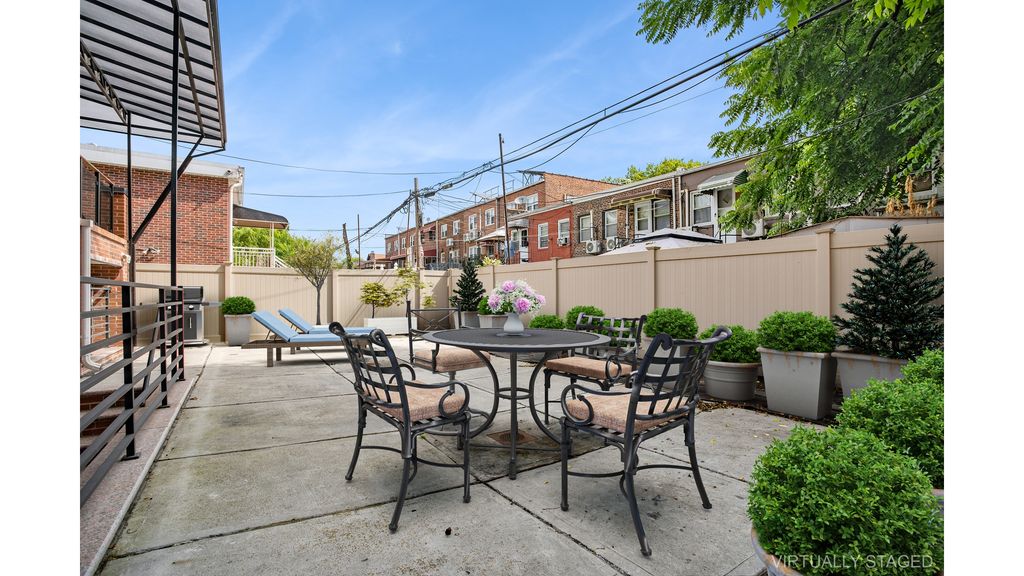 1433 E 52ND Street G, New York City, NY 11234