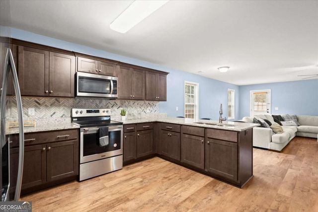 127 Angela Lane, Dawsonville, GA 30534