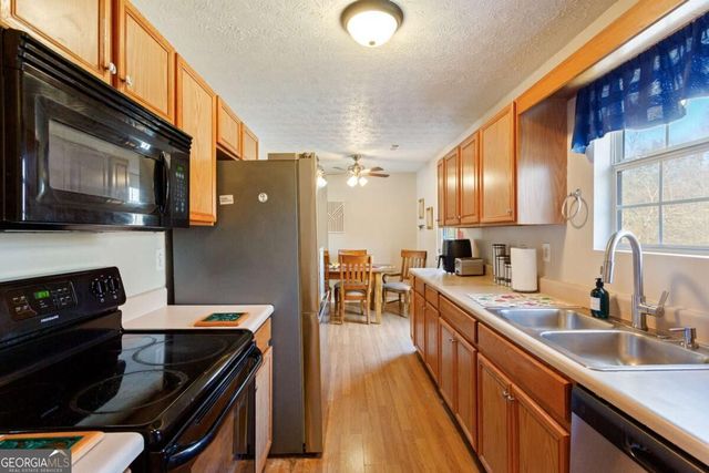 1123 Patriot Circle, Mcdonough, GA 30252