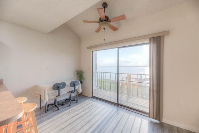 445 Carolcrest Lane 323, Livingston, TX 77351