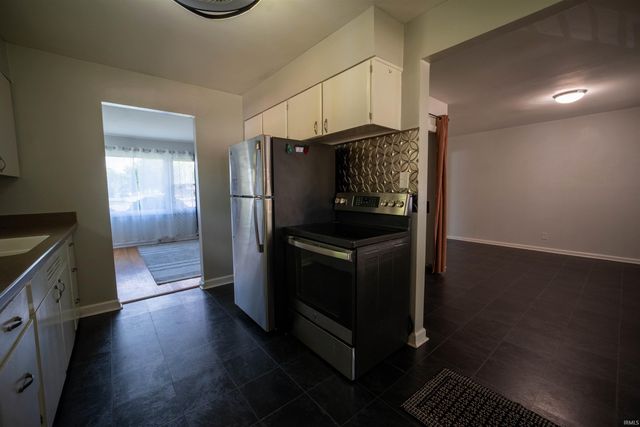 6700 Lincoln Avenue, Evansville, IN 47715