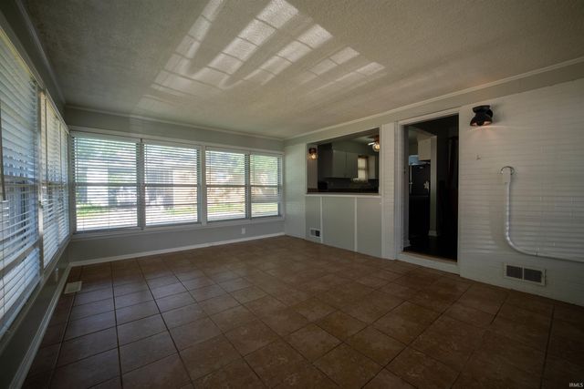 6700 Lincoln Avenue, Evansville, IN 47715