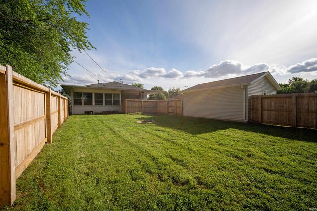 6700 Lincoln Avenue, Evansville, IN 47715