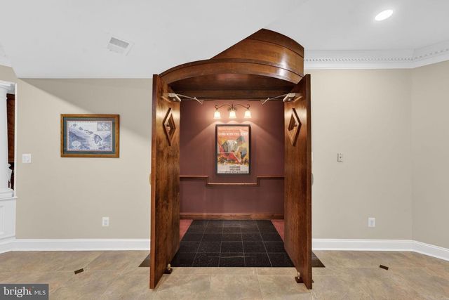 15271 RIDING CLUB DR, Haymarket, VA 20169