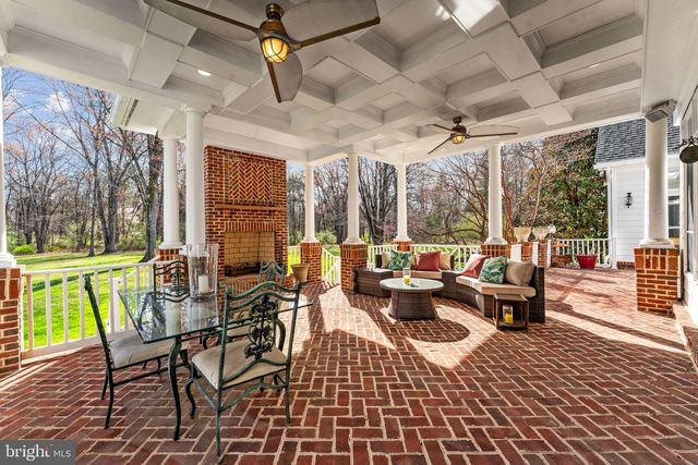 15271 RIDING CLUB DR, Haymarket, VA 20169
