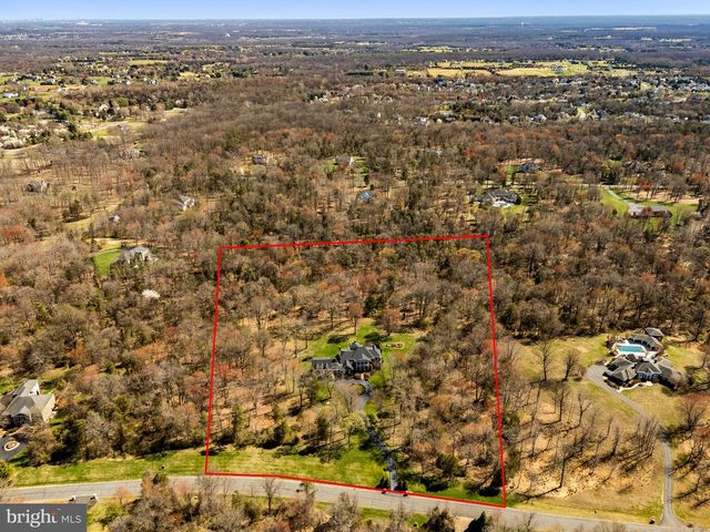 15271 RIDING CLUB DR, Haymarket, VA 20169