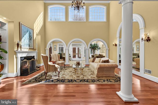 15271 RIDING CLUB DR, Haymarket, VA 20169