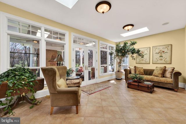 15271 RIDING CLUB DR, Haymarket, VA 20169