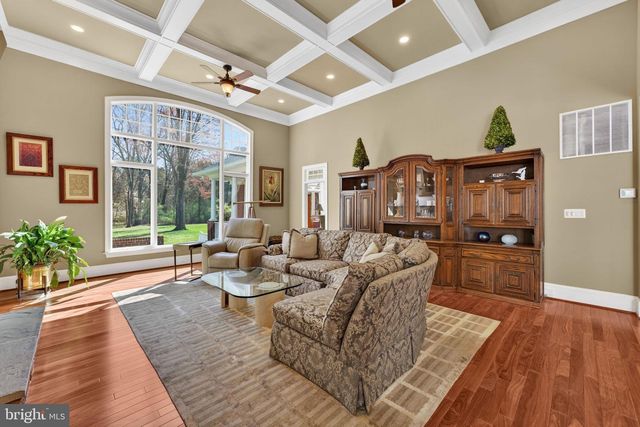 15271 RIDING CLUB DR, Haymarket, VA 20169