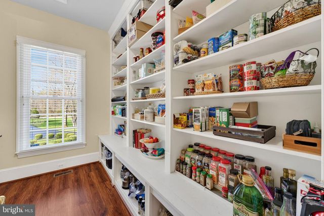 15271 RIDING CLUB DR, Haymarket, VA 20169