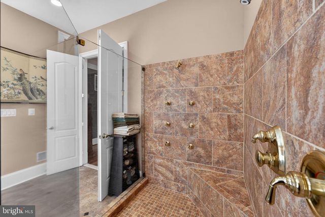 15271 RIDING CLUB DR, Haymarket, VA 20169