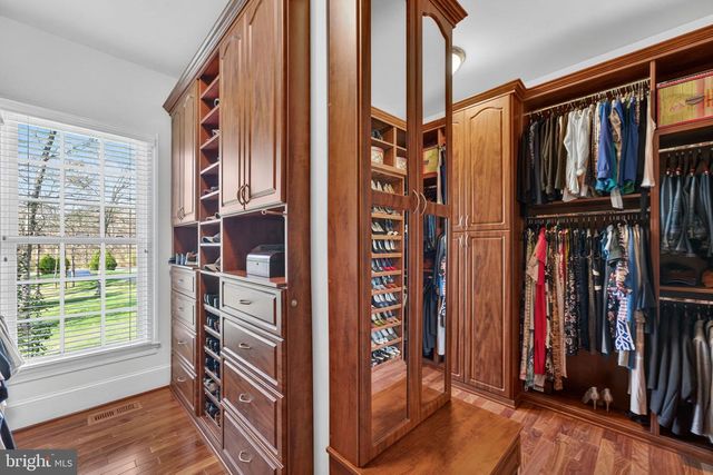 15271 RIDING CLUB DR, Haymarket, VA 20169