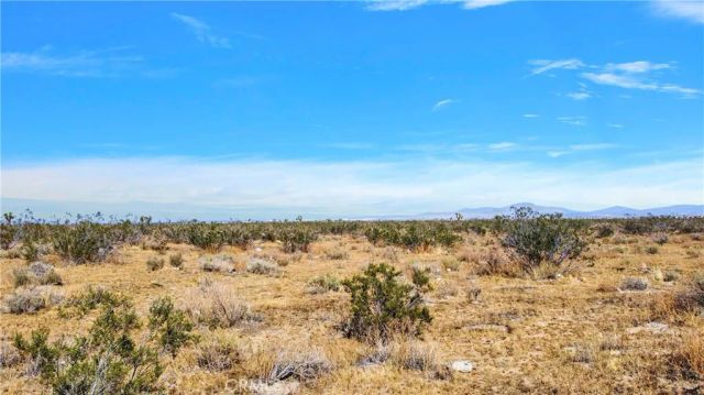 0 Bear Valley, Victorville, CA 92392