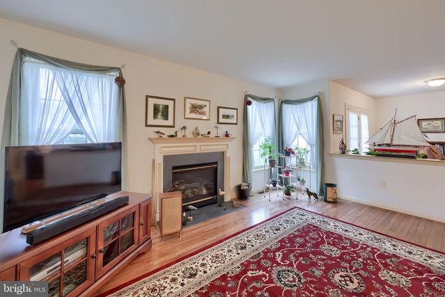 4 RUMFORD CT, Lancaster, PA 17602