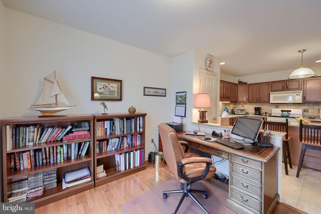 4 RUMFORD CT, Lancaster, PA 17602