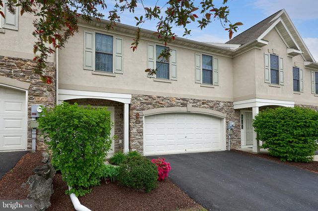 4 RUMFORD CT, Lancaster, PA 17602