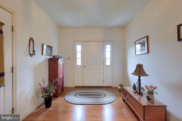 4 RUMFORD CT, Lancaster, PA 17602