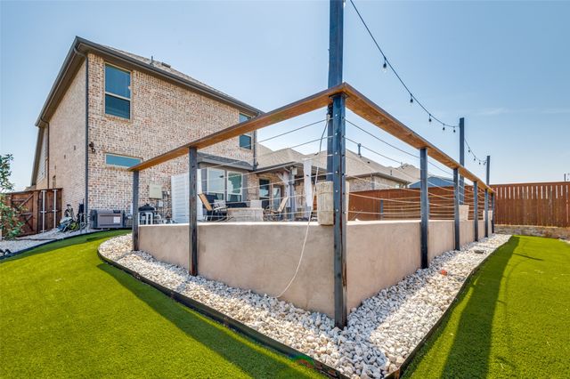 4737 Tanglewood Drive, Haltom City, TX 76137