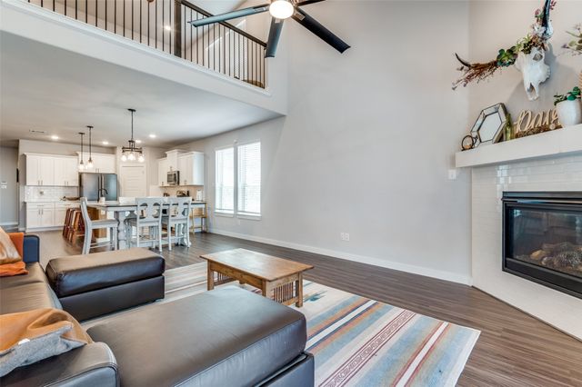 4737 Tanglewood Drive, Haltom City, TX 76137