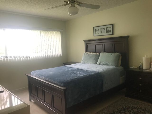 13705 SW 12th St 208B, Pembroke Pines, FL 33027