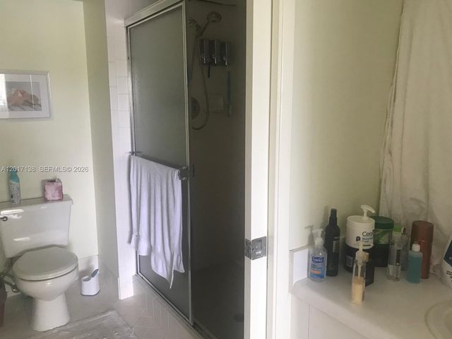 13705 SW 12th St 208B, Pembroke Pines, FL 33027