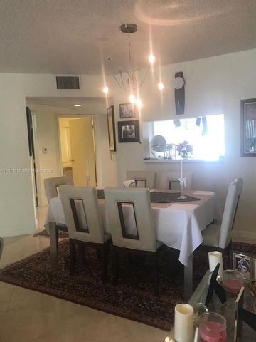 13705 SW 12th St 208B, Pembroke Pines, FL 33027