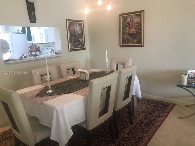 13705 SW 12th St 208B, Pembroke Pines, FL 33027