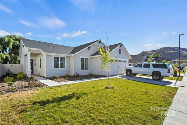 2658 Landmark St, Emmett, ID 83617