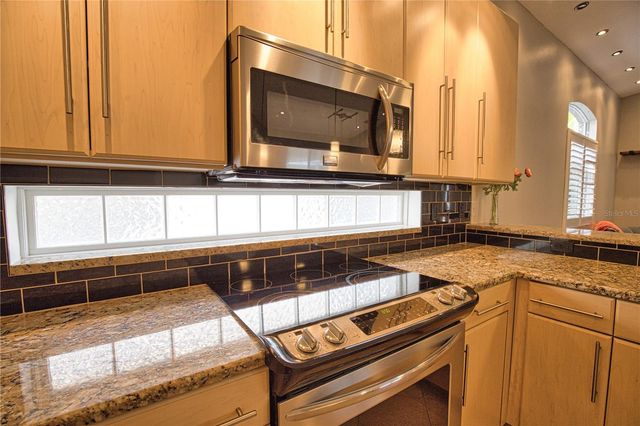 407 RIO TERRA, Venice, FL 34285