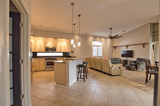 407 RIO TERRA, Venice, FL 34285