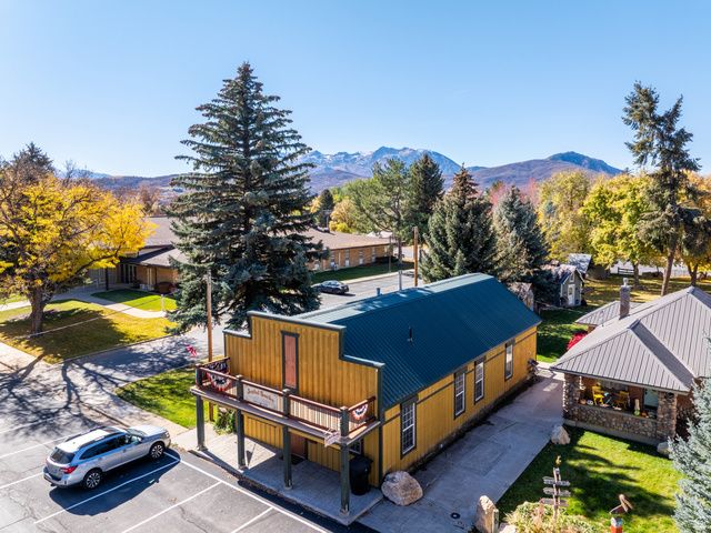 237 S 7400 E, Huntsville, UT 84317