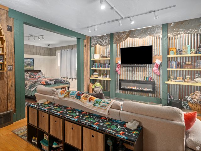 237 S 7400 E, Huntsville, UT 84317